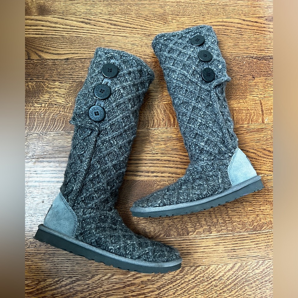 UGG‎ AUSTRALIA Lattice Cardi Knit Sweater Boots Cabled Tall Sherpa Cozy Gray 6